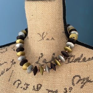 Vintage woman’s wood bead necklace 16”